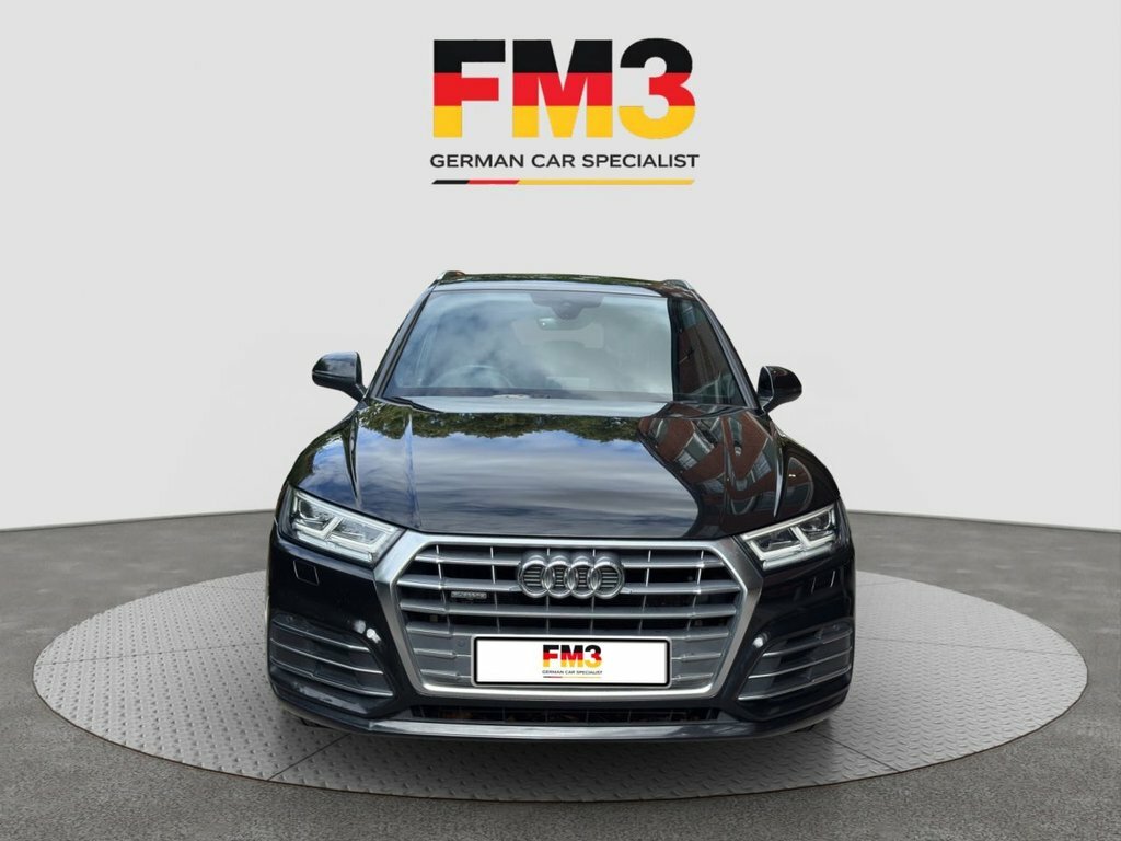 Audi Q5 2L S Line Black #2