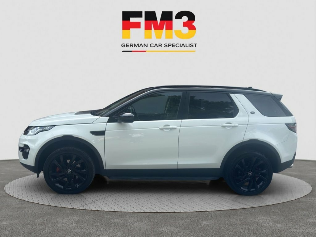 Land Rover Discovery Sport 2L Hse Black White #4
