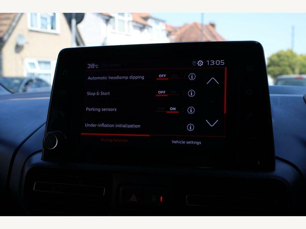 Peugeot Rifter 1.2 Horizon Re 129 Bhp Grey #28