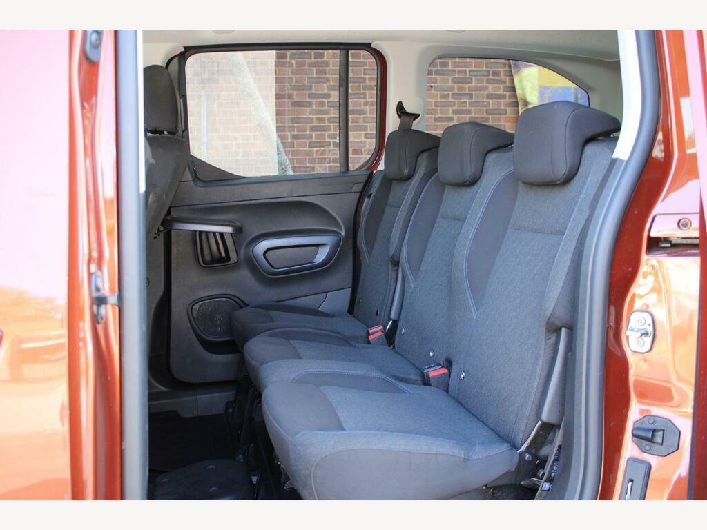 Peugeot Rifter 1.2 Horizon Re 129 Bhp Grey #10