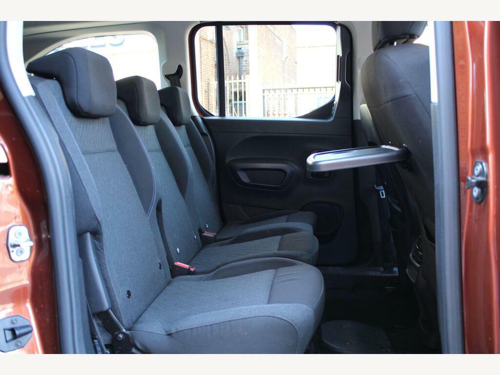 Peugeot Rifter 1.2 Horizon Re 129 Bhp Grey #7
