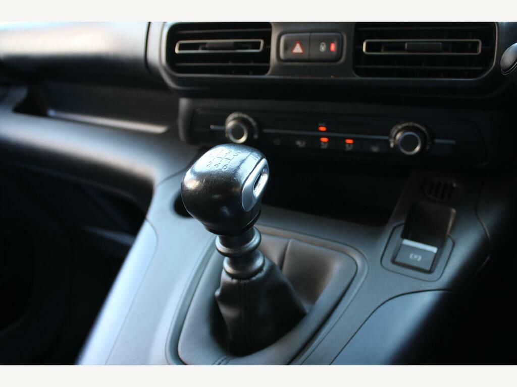 Peugeot Rifter 1.2 Horizon Re 129 Bhp Grey #22