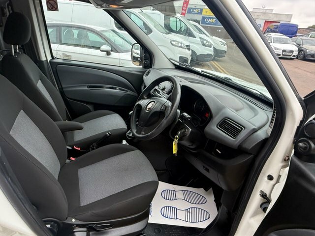 Fiat Doblo Jtd Multijet 16V Panel White #3