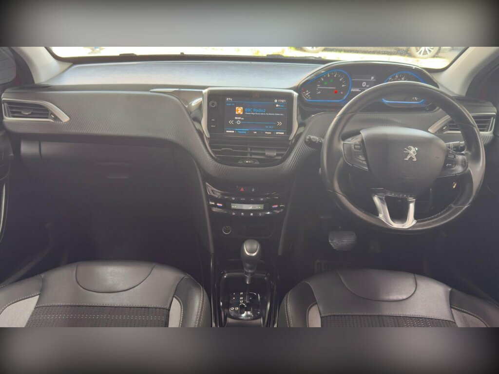 Peugeot 2008 1.2 Puretech Allure Eat Euro 6 Ss YT18CKN Red #5