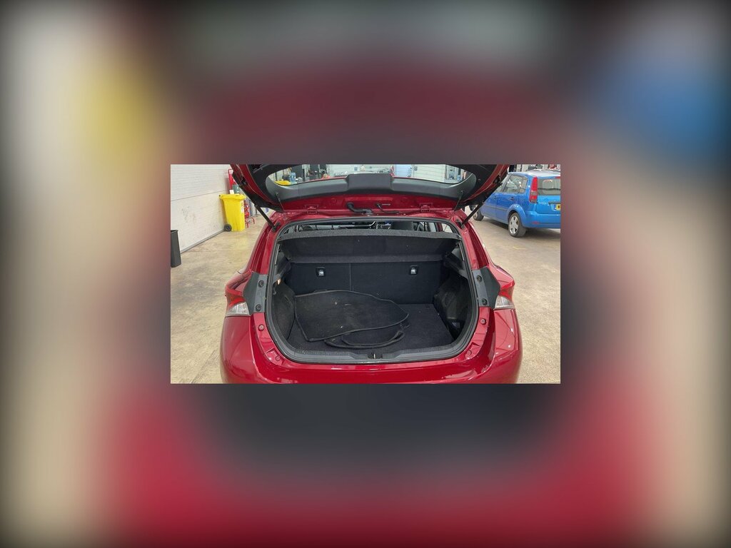 Toyota Auris 1.8 Vvt-h Business Edition Cvt Euro 6 Ss S Red #5