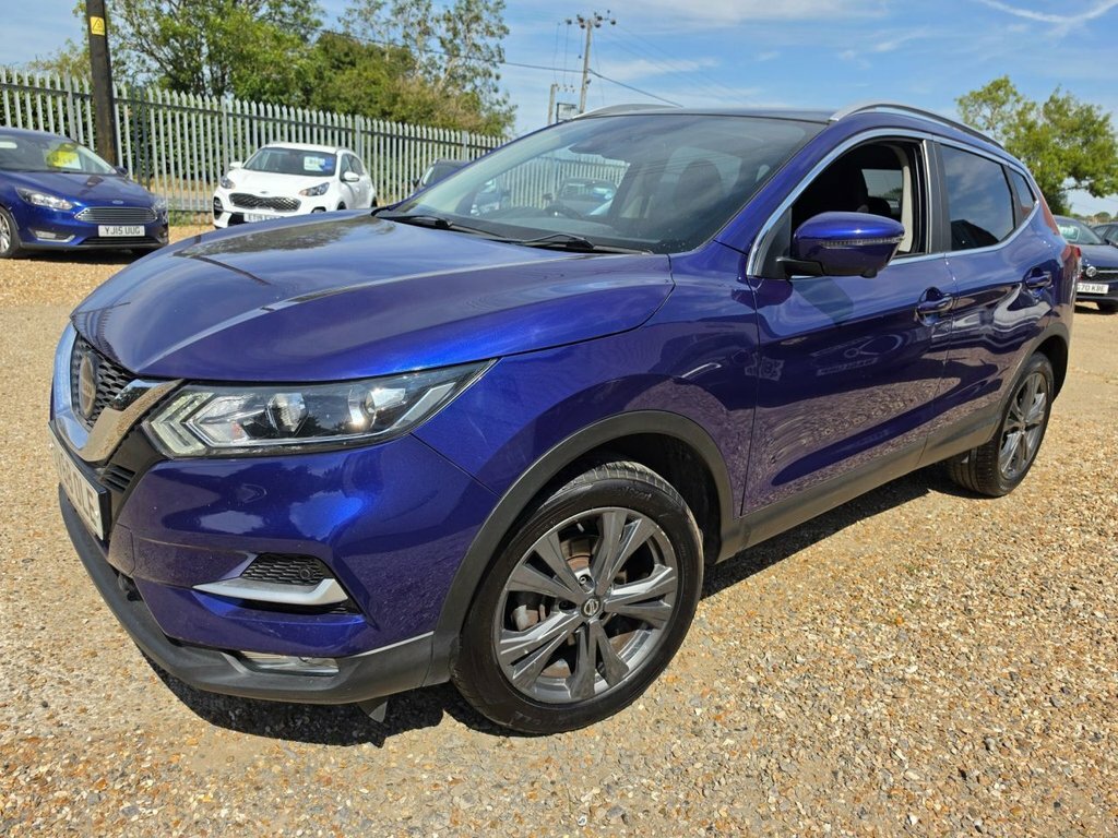 Nissan Qashqai 1.2L N-connecta Blue