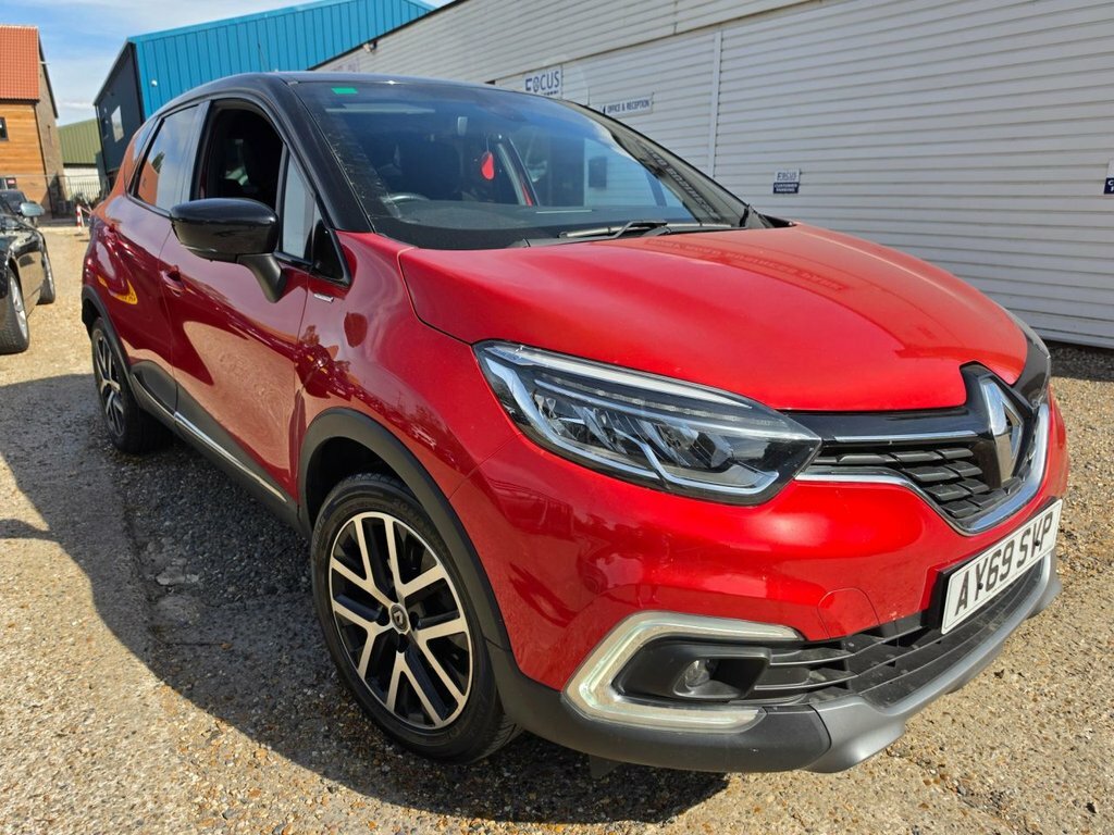 Renault Captur 1.3L S Edition Red