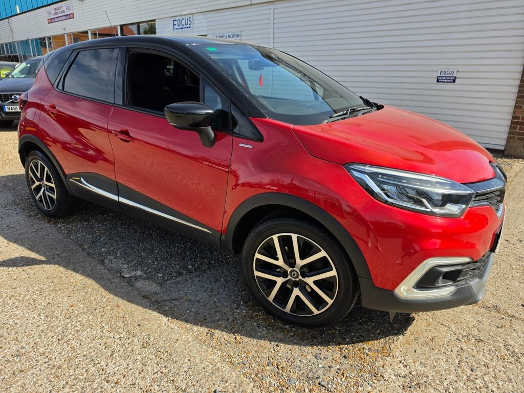 Renault Captur 1.3L S Edition Red #2