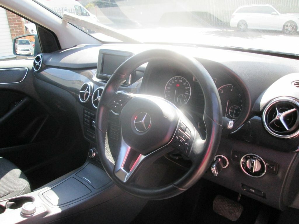Mercedes-Benz B Class 1.5L Se Blue #5