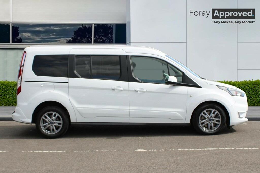 Ford Grand Tourneo Connect 1.5 Ecoblue 120 Titanium Powershift White #6
