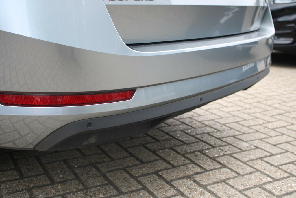 Skoda Superb 2.0 Tsi Sportline Plus Hatchback Dsg Eu Grey #9