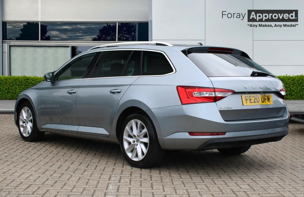 Skoda Superb 1.4 Tsi Iv Se Technology Dsg Grey #4