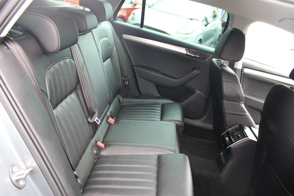 Skoda Superb 2.0 Tsi Sportline Plus Hatchback Dsg Eu Grey #27