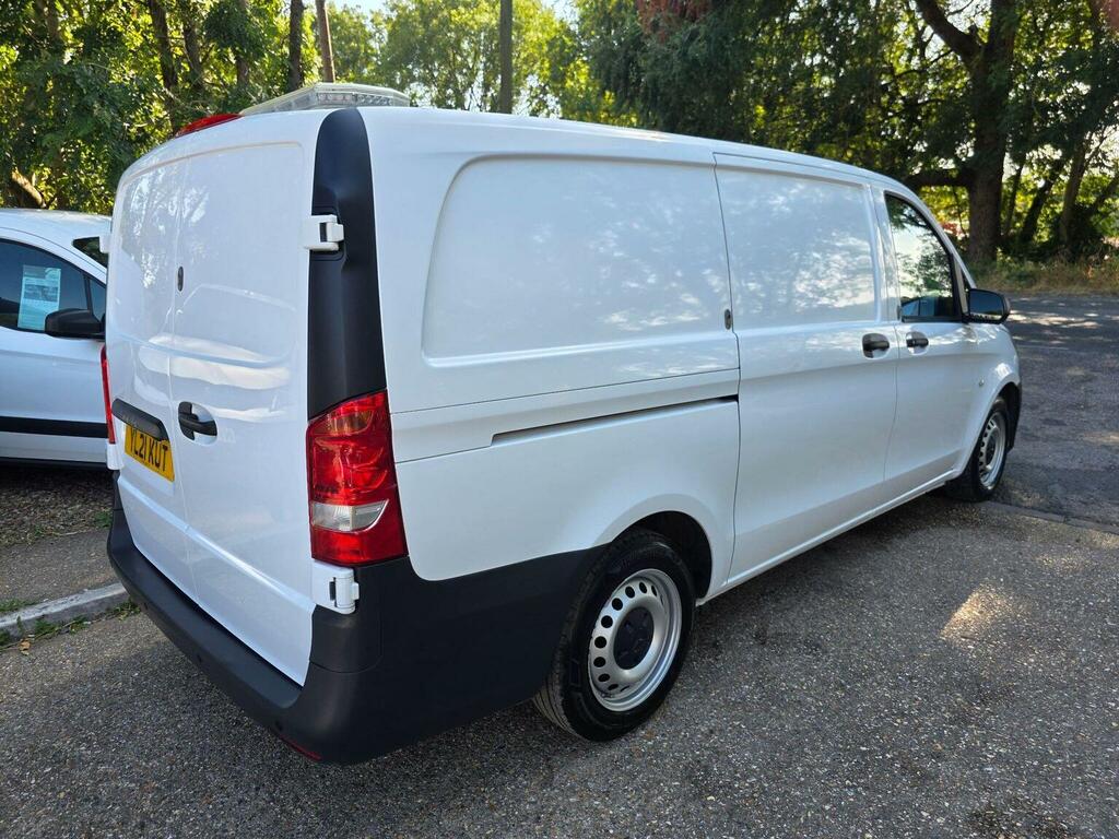 Mercedes-Benz Vito Panel Van 1.7 114 Cdi Progressive Fwd L2 Euro 6 S YL21KUT White #3