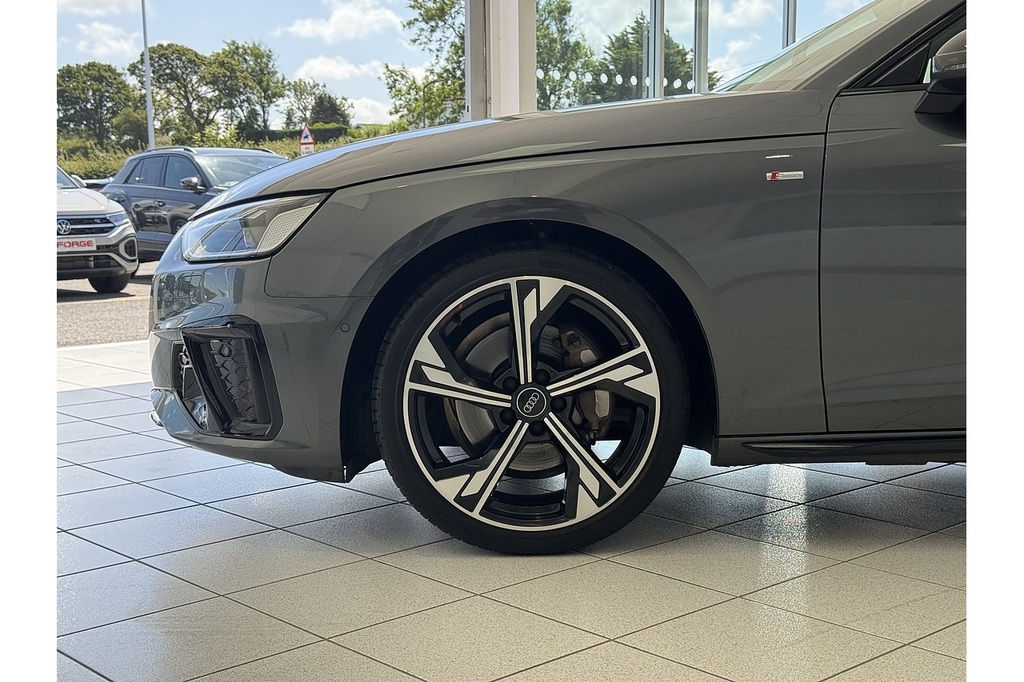 Audi A4 Avant 2.0 Tfsi 40 Black Edition Estate S Tron Grey #4