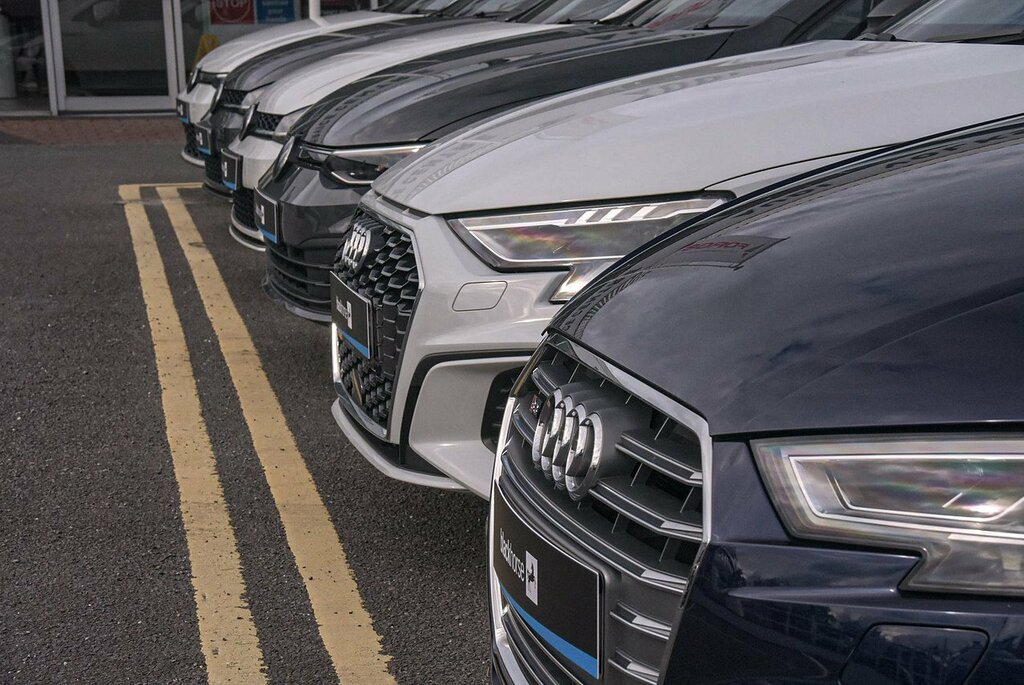 Audi Q2 Tfsi Cod S Line U14381 Ulez Blue #2
