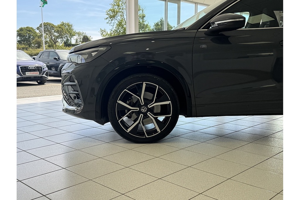 Volkswagen Tiguan 2.0 Tdi R-line Dsg 150 Ps U14394 Ulez Grey #4