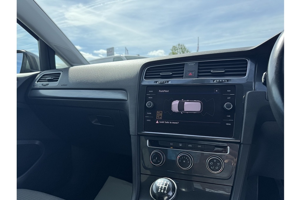 Volkswagen Golf R 2.0 Tsi 4Motion 300Ps 7-Speed Dsg Black #23