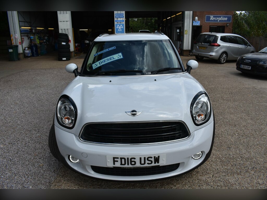 Mini Countryman 1.6 Cooper D Suv Euro 5 Ss 1 White #4