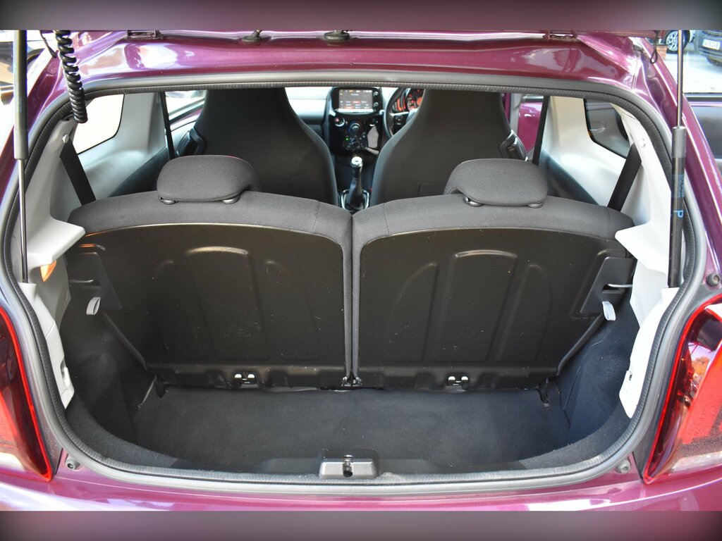 Peugeot 108 1.2 Puretech Allure Euro 6 Black #12