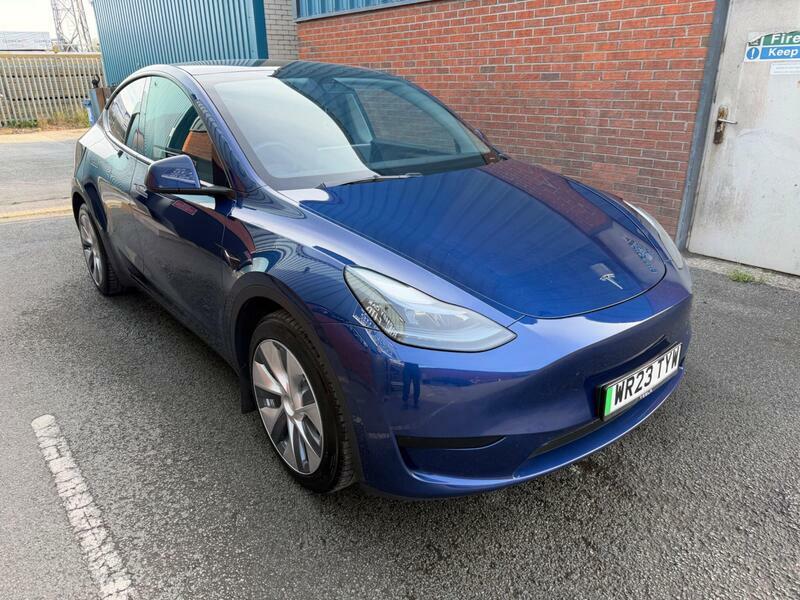 Tesla Model Y Auto-rwd-5dr Blue