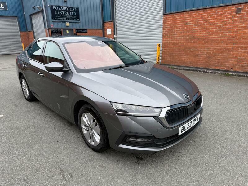 Skoda Octavia 2.0-Tdi-se-euro-6-ss-5dr BL22BFA Grey