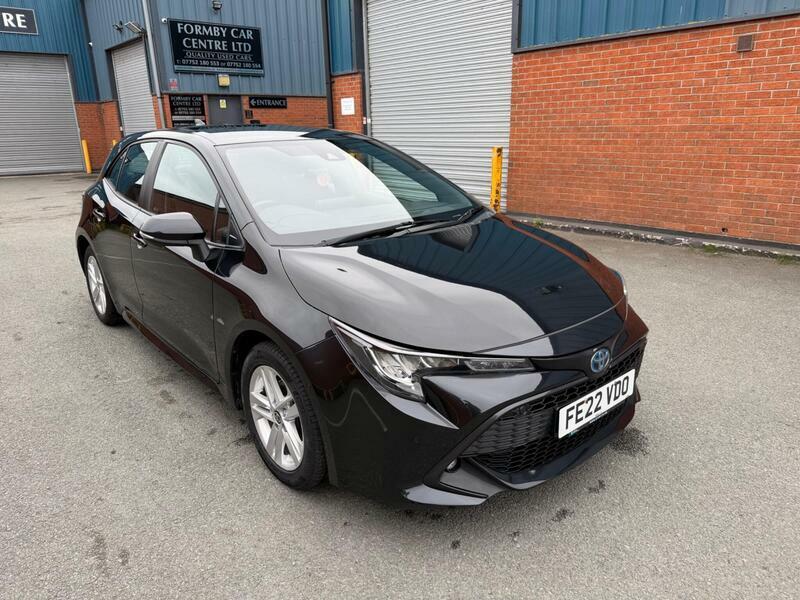 Toyota Corolla 1.8-Vvt-h-icon-tech-cvt-euro-6-ss-5dr FE22VDO Black
