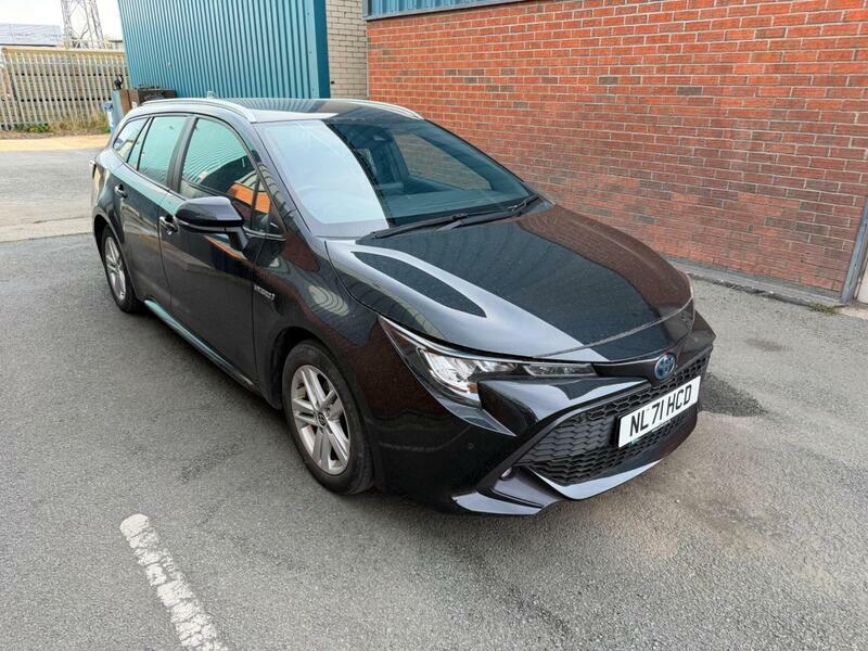 Toyota Corolla 1.8-Vvt-h-icon-tech-touring-sports-cvt-euro-6-ss Black
