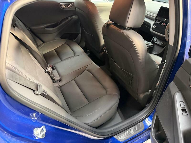 Hyundai Ioniq 38.3kwh-premium-se-auto-5dr Blue #5