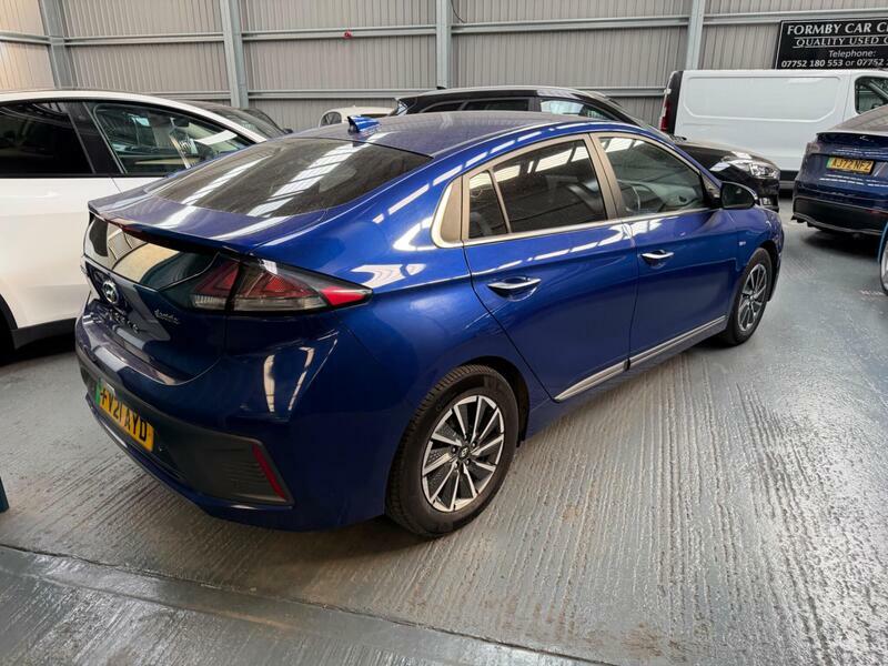 Hyundai Ioniq 38.3kwh-premium-se-auto-5dr Blue #2