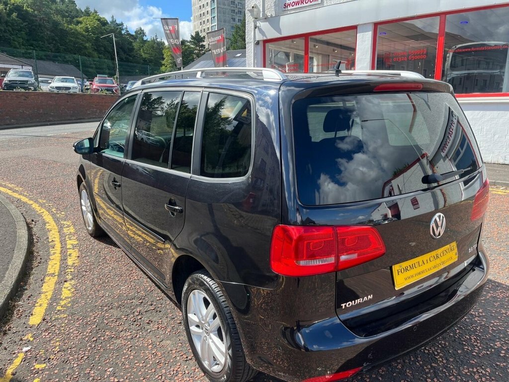 Volkswagen Touran 2L Se Black #4
