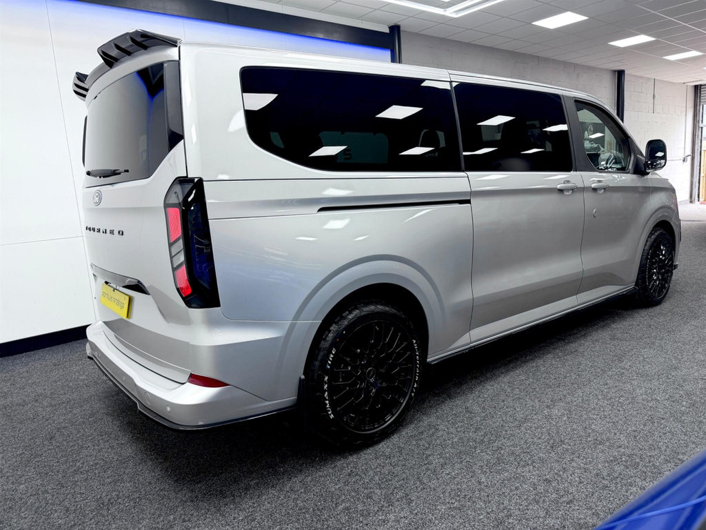 Ford Tourneo Custom 2.5 340 Duratec 11.8Kwh Titanium L2 Euro 6 #5