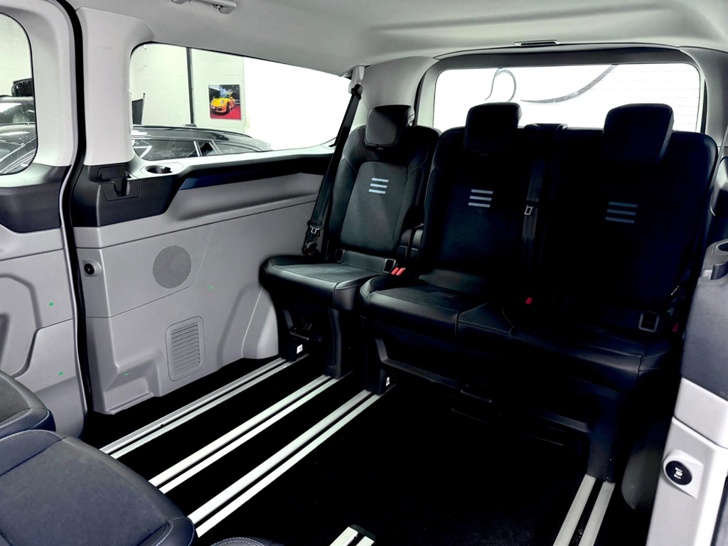 Ford Tourneo Custom 320 L2 Lwb 9 Seat Titanium 136Ps Eu6 Minibus Grey #36