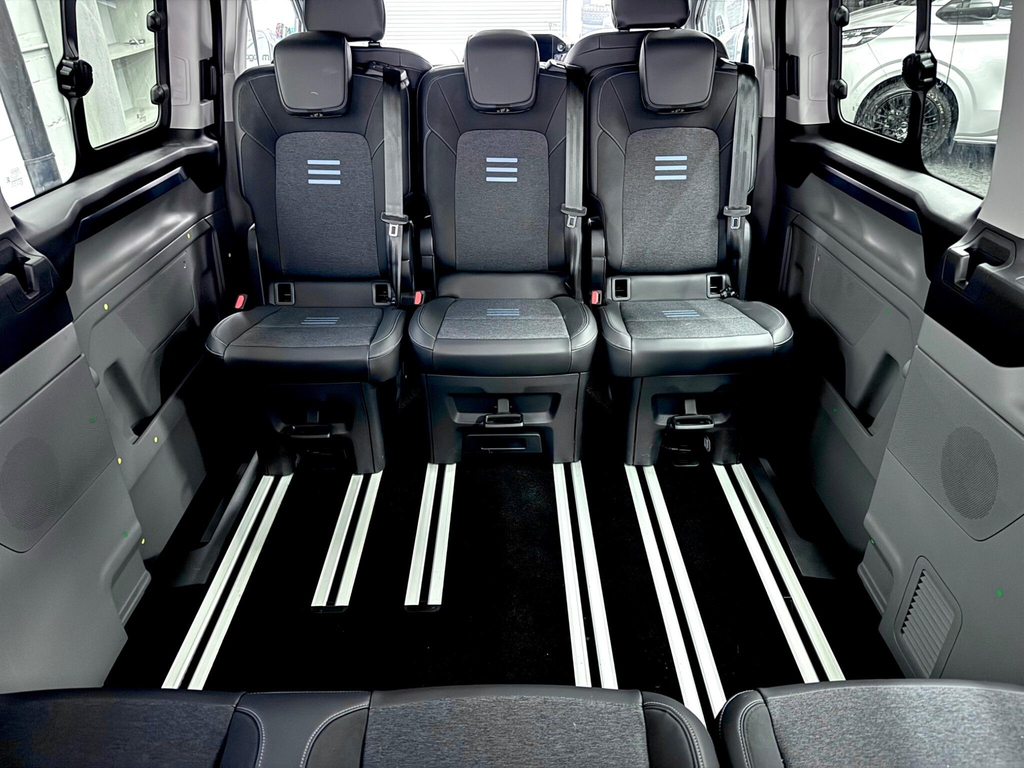 Ford Tourneo Custom 320 L2 Lwb 9 Seat Titanium 136Ps Eu6 Minibus Grey #34