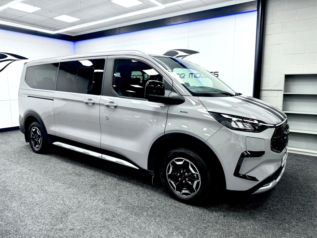 Ford Tourneo Custom 340 65Kwh Active L2