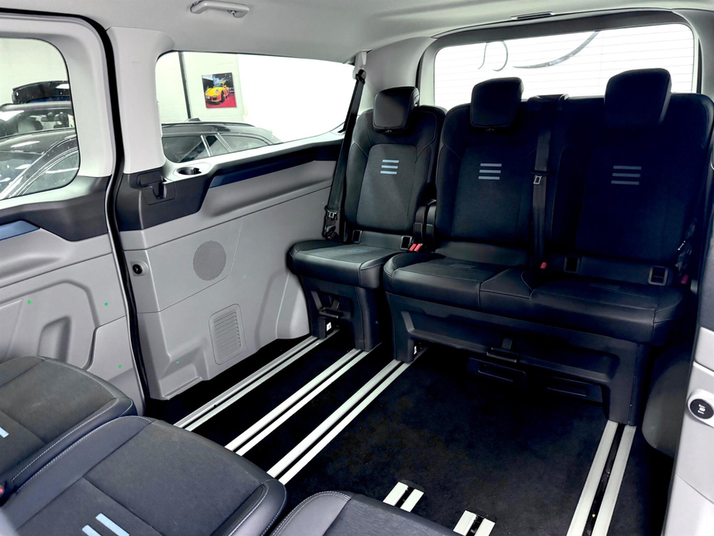 Ford Tourneo Custom 320 L2 Lwb 9 Seat Titanium 136Ps Eu6 Minibus Grey #37