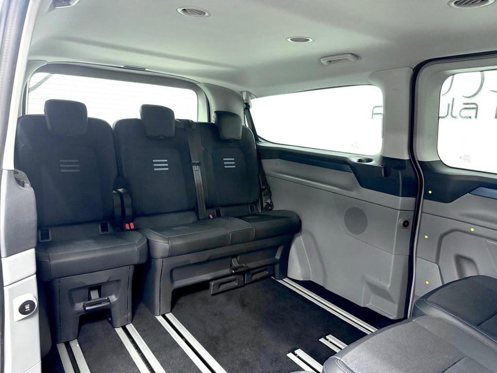 Ford Tourneo Custom 320 L2 Lwb 9 Seat Titanium 136Ps Eu6 Minibus Grey #33