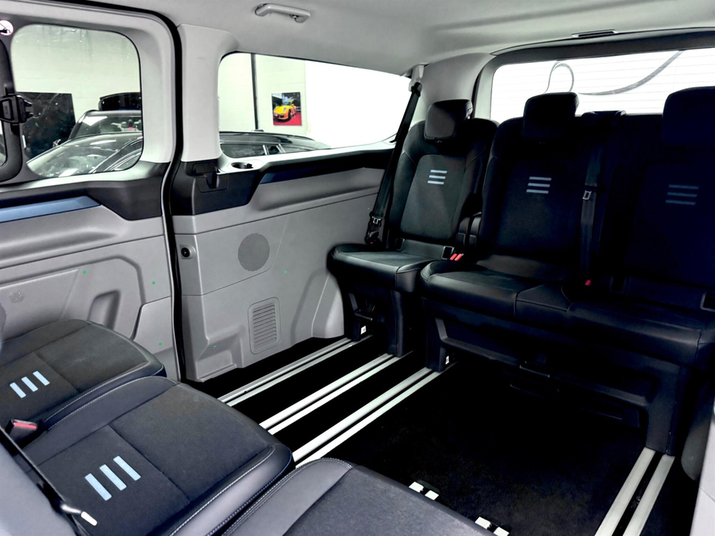 Ford Tourneo Custom 320 L2 Lwb 9 Seat Titanium 136Ps Eu6 Minibus Grey #38