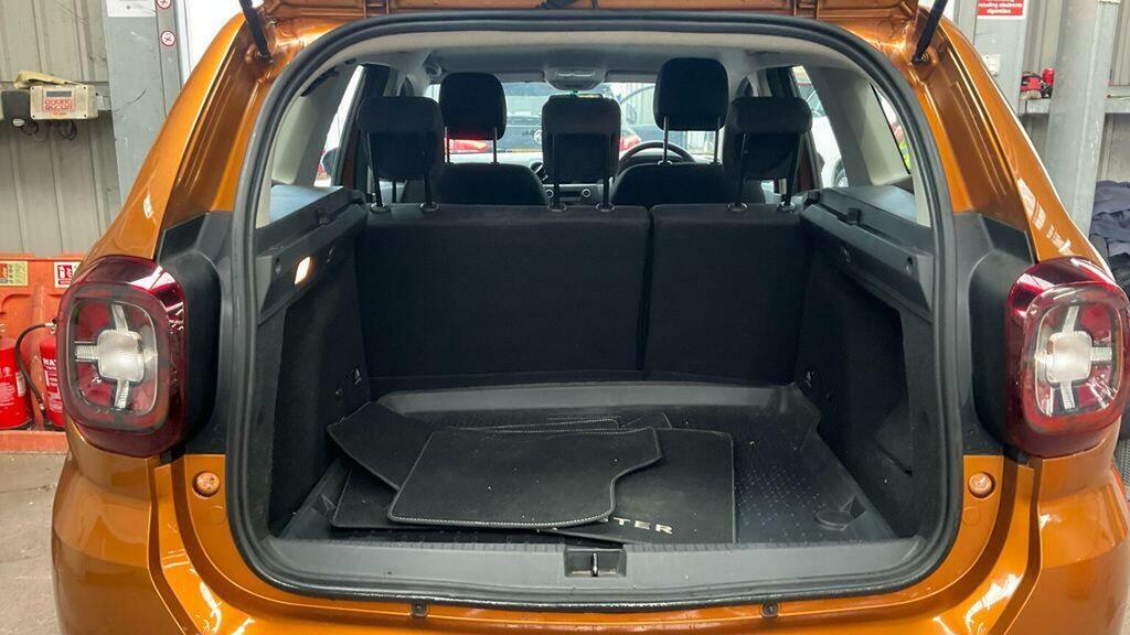 Dacia Duster 1.0 Tce 100 Bi-fuel Comfort Estate Grey #9
