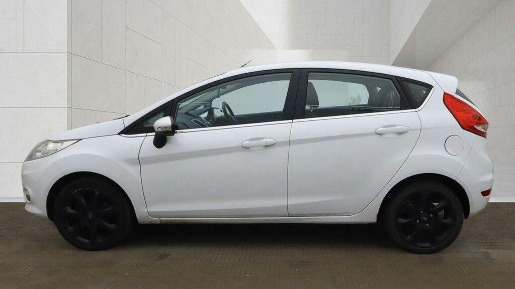 Ford Fiesta 1.4 Titanium White #6