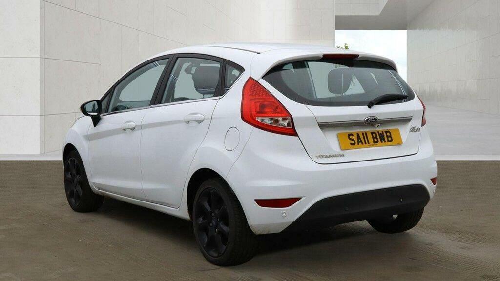 Ford Fiesta 1.4 Titanium White #3