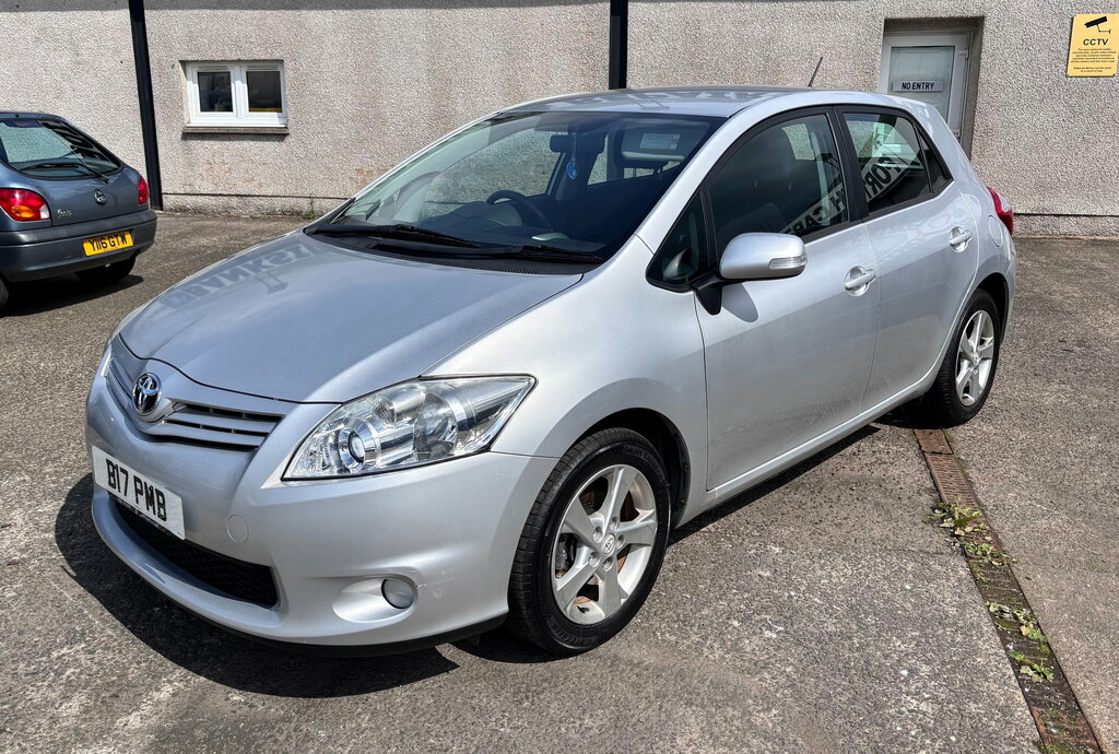 Toyota Auris 1.33 Dual Vvt-i Tr Hatchback Eur Silver #5