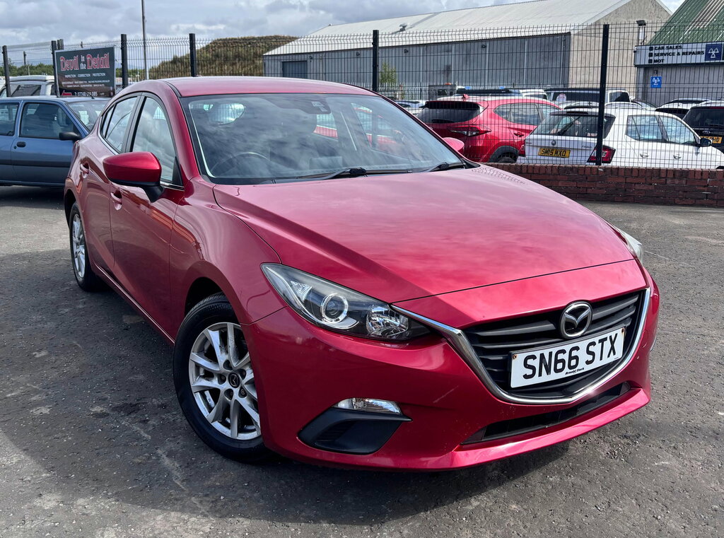 Mazda 3 1.5 Skyactiv-g Se Nav Hatchback Red