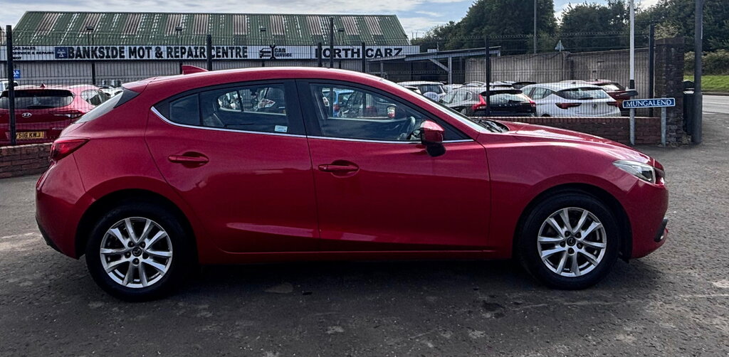 Mazda 3 1.5 Skyactiv-g Se Nav Hatchback Red #2