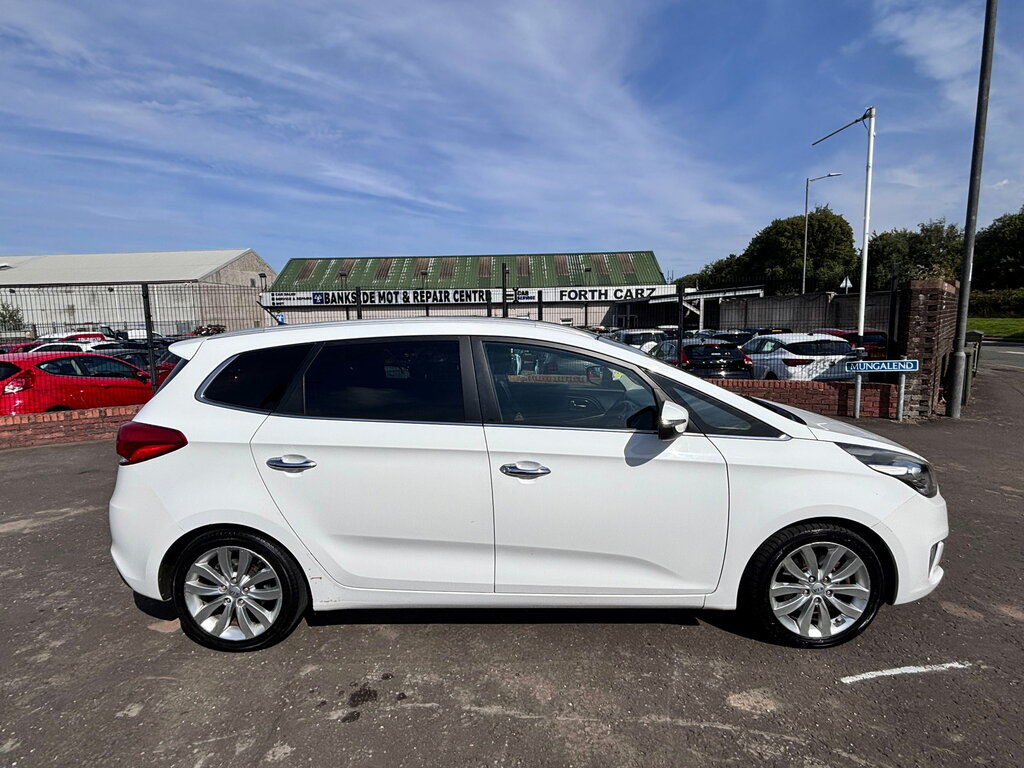 Kia Carens 1.7 Crdi Ecodynamics 3 Mpv Euro White #6