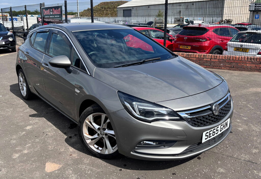 Vauxhall Astra 1.6 Cdti Ecotec Blueinjection Sri Hatchback Di Grey