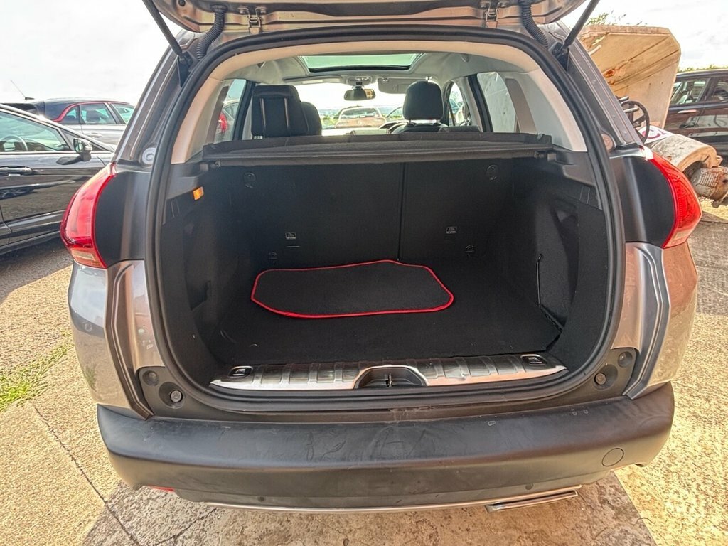 Peugeot 2008 Bluehdi Gt Line Grey #5