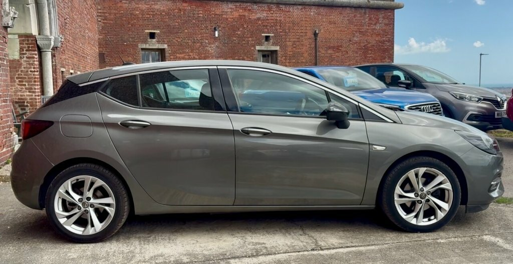 Vauxhall Astra Hatchback RO21NGJ Grey #3