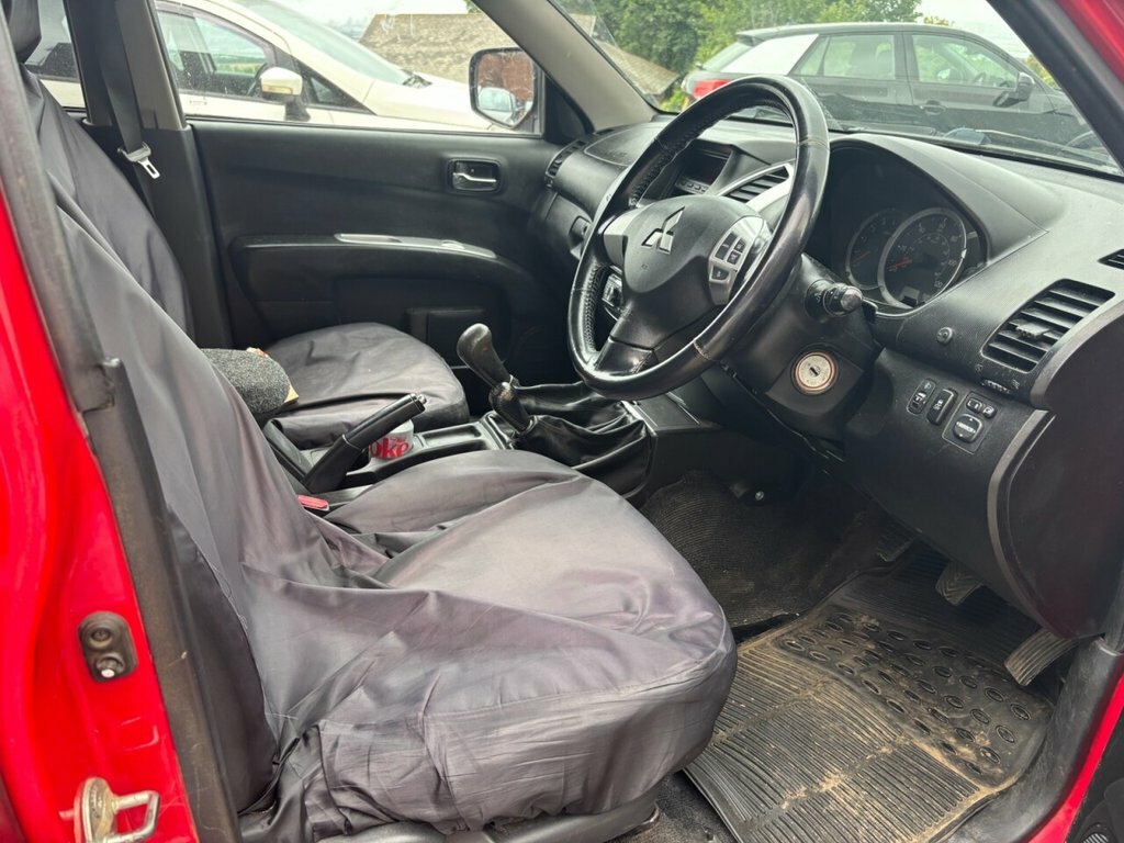 Mitsubishi L200 2.5L 2.5 Di-d Barbarian Pickup 4 Blue #9