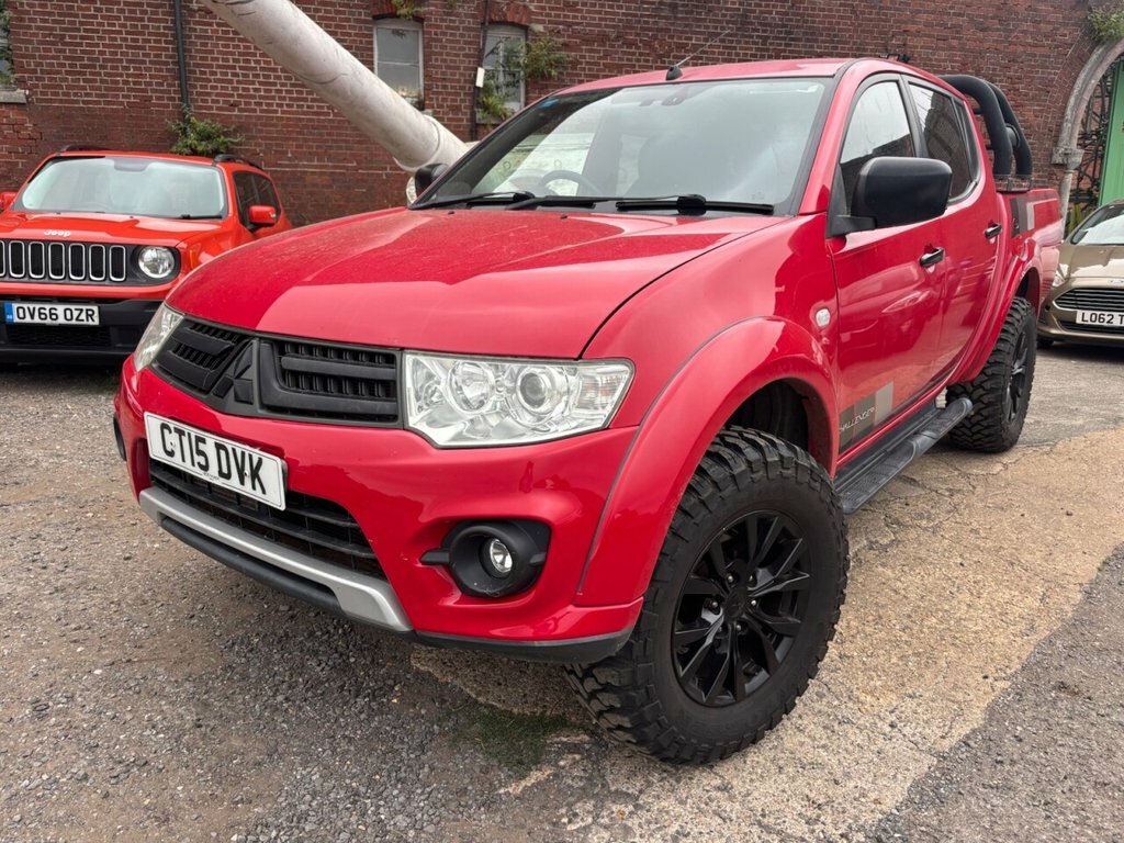 Mitsubishi L200 Di-d 4X4 Challenger Lb Dcb Red #4